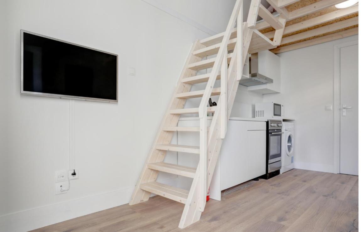 Lovely Tiny House Amstelveen Exterior photo
