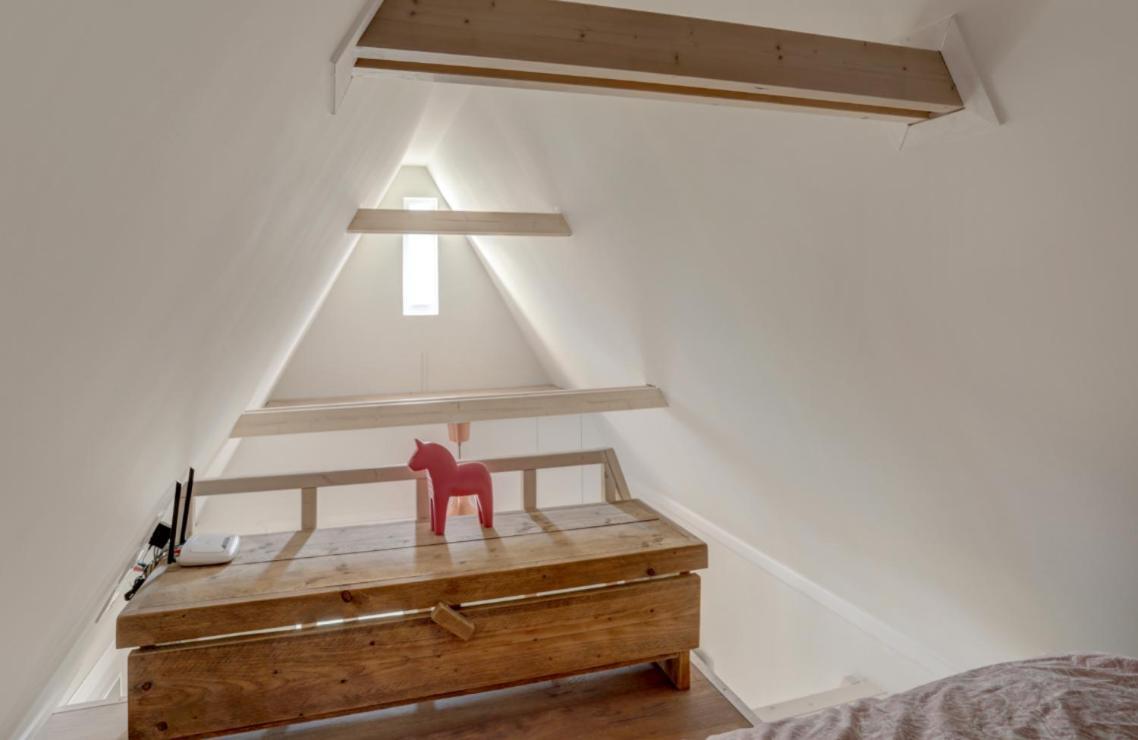 Lovely Tiny House Amstelveen Exterior photo