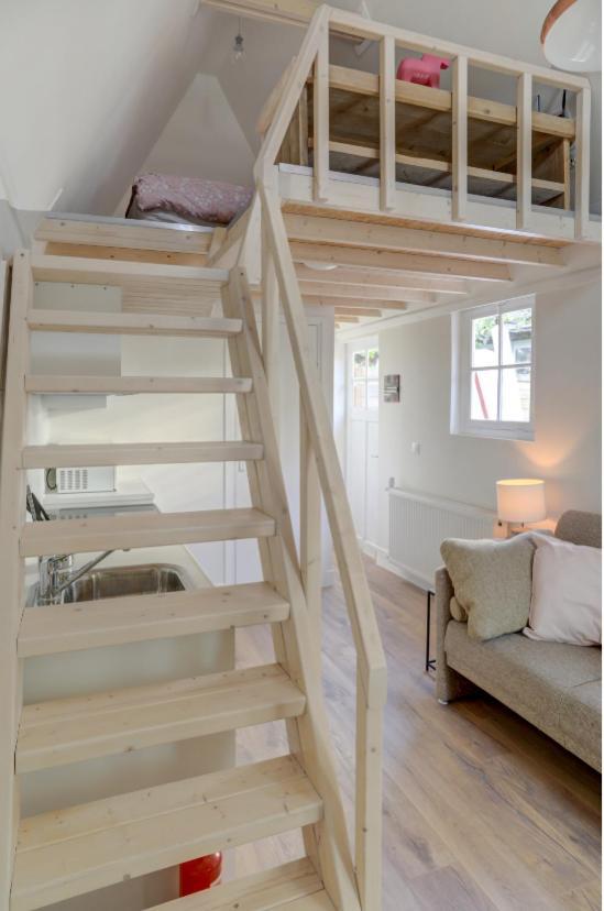 Lovely Tiny House Amstelveen Exterior photo