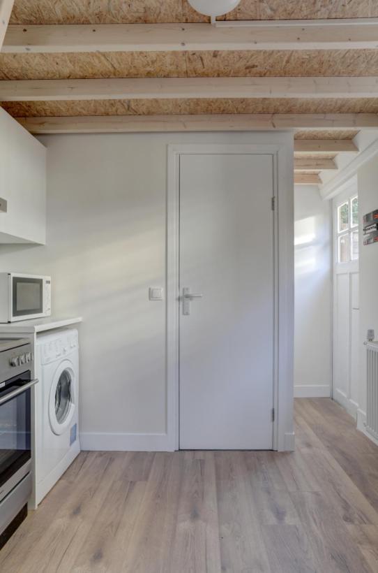 Lovely Tiny House Amstelveen Exterior photo